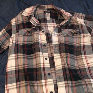 Gently Worn, Sz Lrg, Plaid Patagonia long sleeve